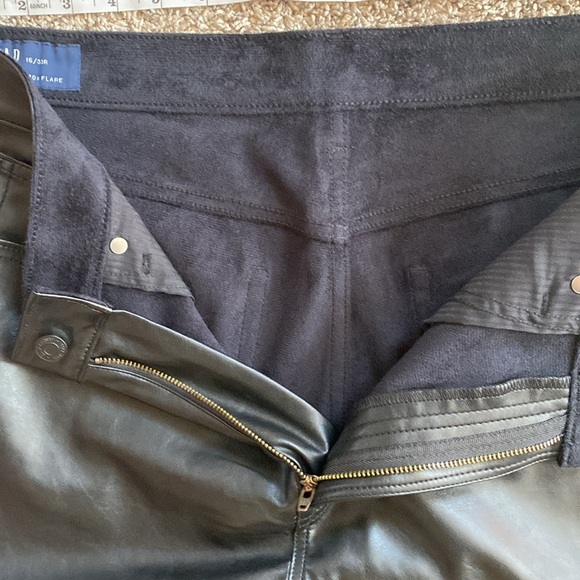 GAP High Rise Vegan Leather 70’s flare pants size 16 - Picture 8 of 10
